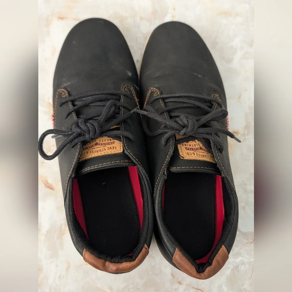 Levis levi black